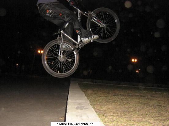 trickuri bike(***scheme) - na ji olly k e important ;) - Discutii Libere